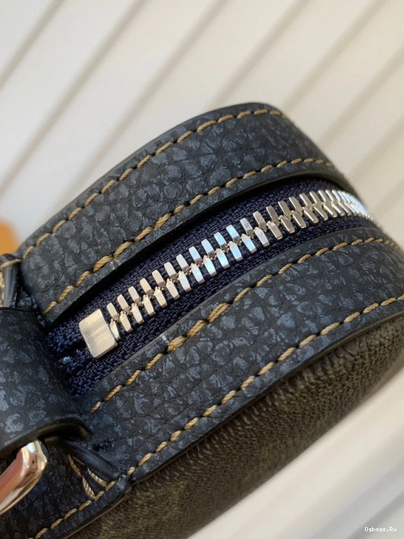 TRIO VUITTON MESSENGER LOUIS 0121